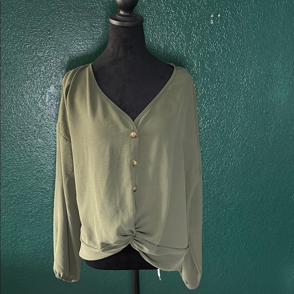 Everly Olive Green Blouse Size M Button Front V-Neck Cottagecore